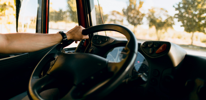 ¿Qué es el ralentí y cómo afecta la operación de tu flota?